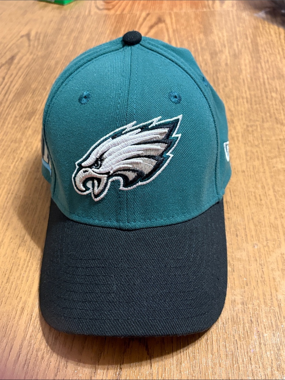 New Era Philadelphia Eagles Super Bowl Green and Black Fitted Cap (Small-Medium)